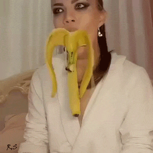 Znalezione obrazy dla zapytania: smieszne memy kobiet z bananami