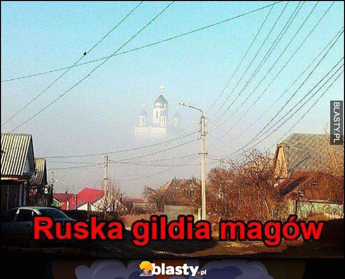 Ruska gildia magów w niebie widoczna w oddali