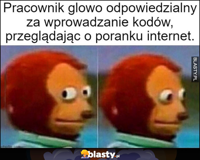 Pracownik glovo odpowiedzialny za wprowadzanie kodów, przeglądając internet o poranku po aferze z kodem