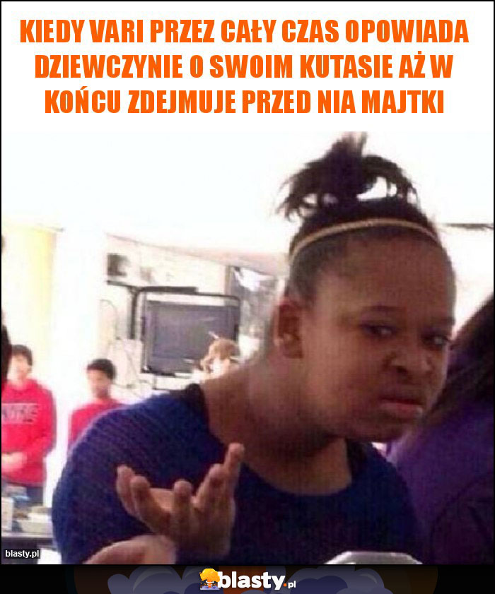 Kiedy Vari przez cały czas opowiada dziewczynie o swoim kutasie aż w końcu zdejmuje przed nia majtki Kiedy Vari przez cały czas opowiada dziewczynie o swoim kutasie aż w końcu zdejmuje przed nia majtki