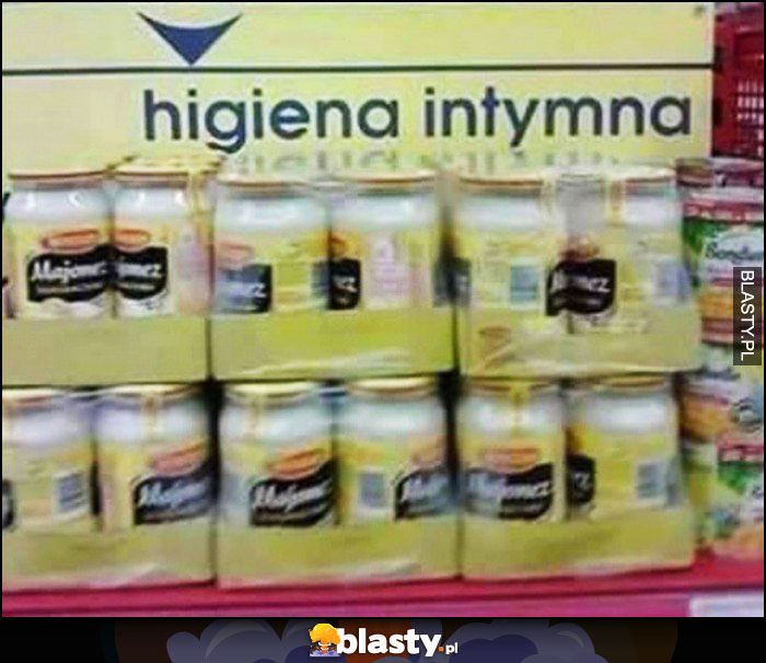 Półka w markecie higiena intymna majonez