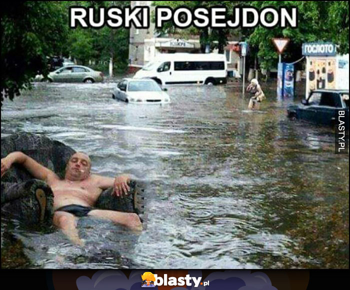 Ruski posejdon facet w slipach na fotelu powódź