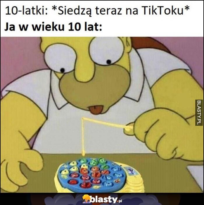 10-latki siedzą teraz na TikToku vs ja w wieku 10 lat Homer Simpson łowi ryby