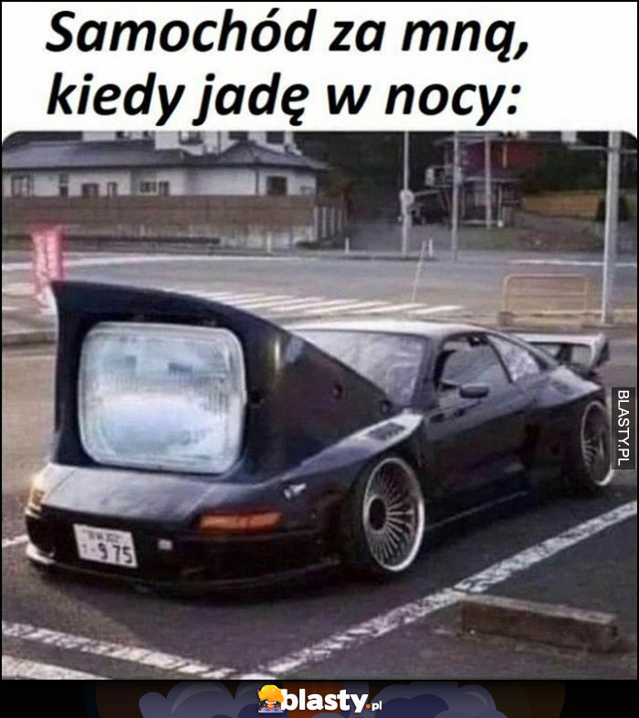 Samochód za mną kiedy jadę w nocy wielki reflektor