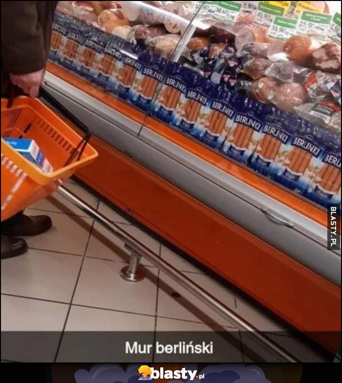 Berlinki w sklepie parówki mur berliński