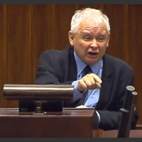 Jarosław Kaczyński krzyczy wyzywa przemawia w sejmie